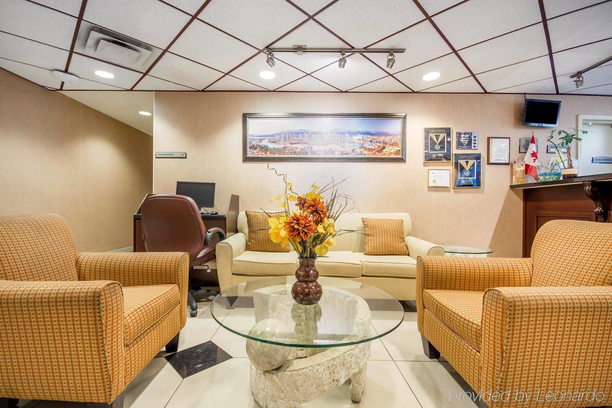 Quality Hotel & Suites Langley Esterno foto